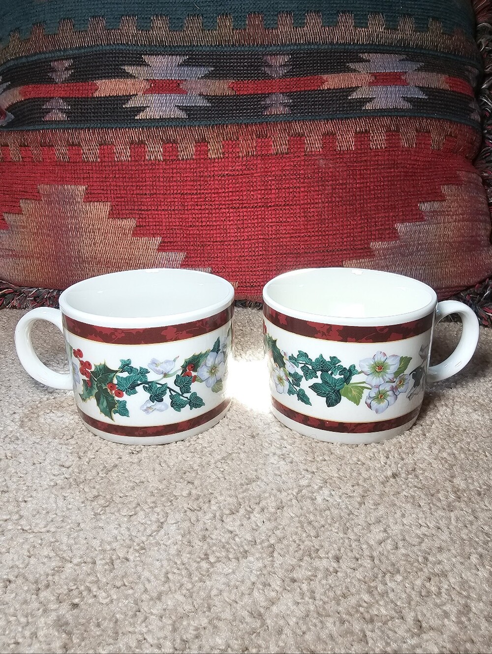Vintage Pair of Holly by Majesticware Flat Cups. Excellent Condition.